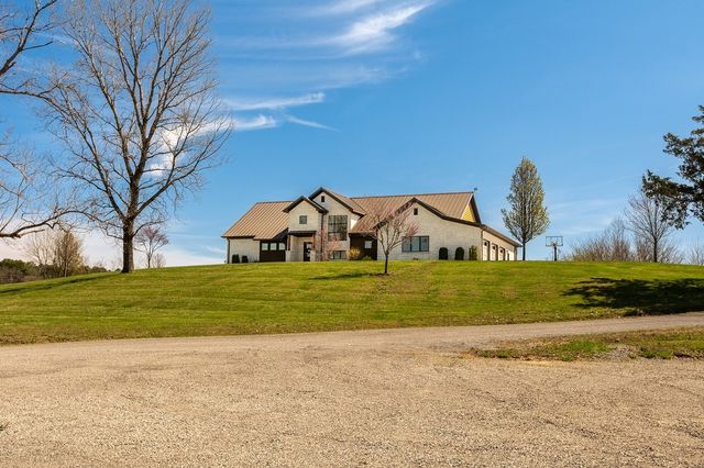 9909 Decatur Road, Marion, IL 62959