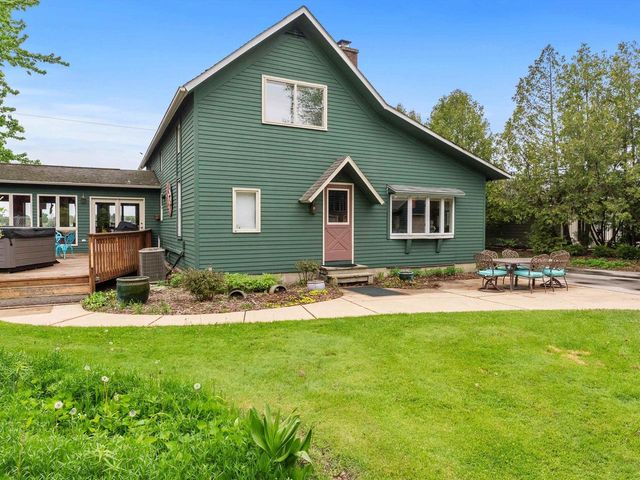 1350 MEMORIAL DRIVE, Sturgeon Bay, WI 54235