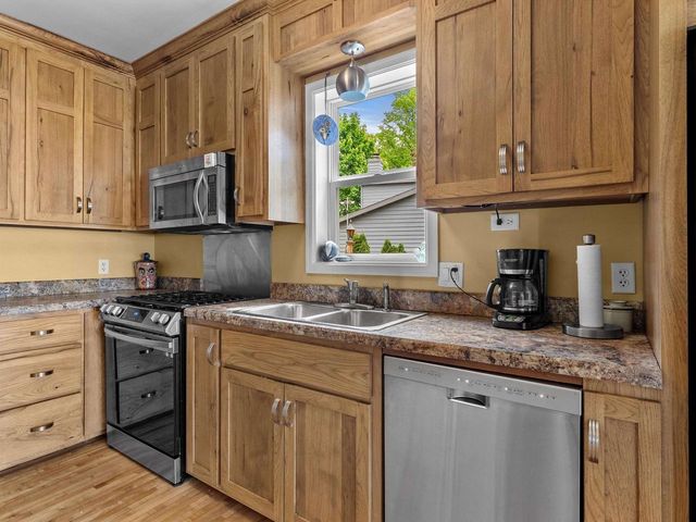 1350 MEMORIAL DRIVE, Sturgeon Bay, WI 54235