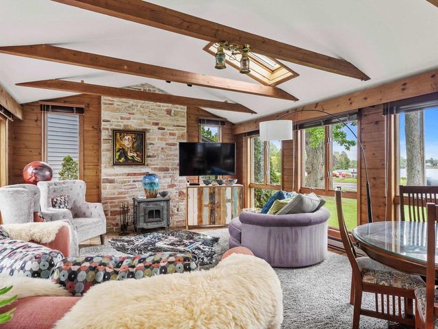 1350 MEMORIAL DRIVE, Sturgeon Bay, WI 54235