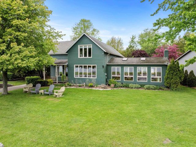 1350 MEMORIAL DRIVE, Sturgeon Bay, WI 54235