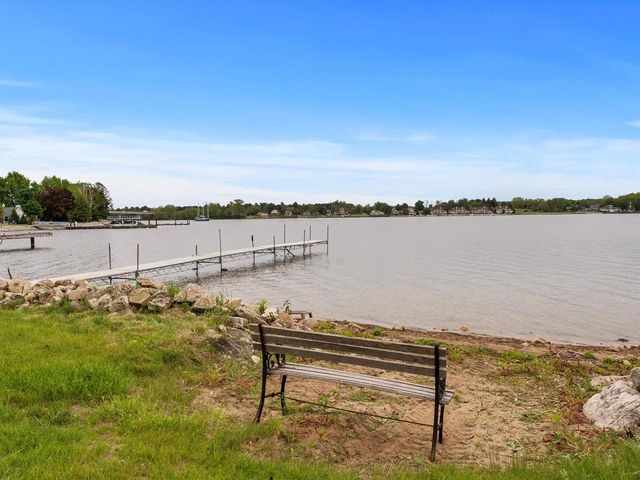 1350 MEMORIAL DRIVE, Sturgeon Bay, WI 54235