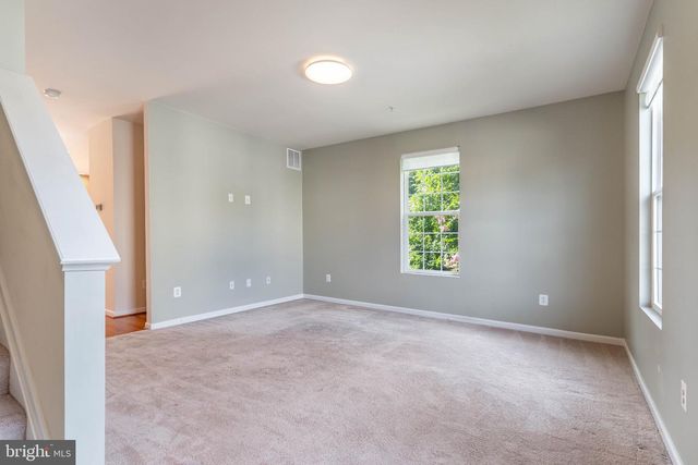 7427 WILLOW VIEW LN, Glen Burnie, MD 21060