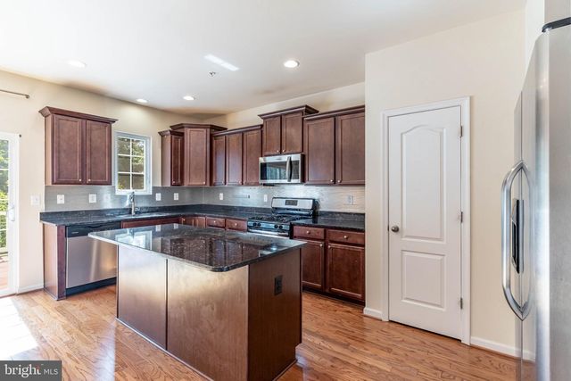7427 WILLOW VIEW LN, Glen Burnie, MD 21060
