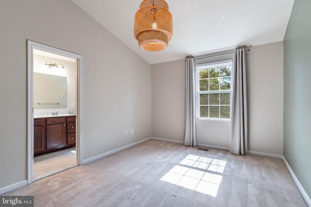 7427 WILLOW VIEW LN, Glen Burnie, MD 21060