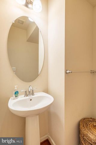 7427 WILLOW VIEW LN, Glen Burnie, MD 21060