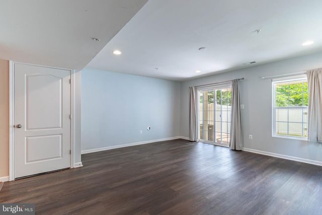 7427 WILLOW VIEW LN, Glen Burnie, MD 21060