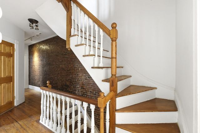 1 Copeland Pl, Boston, MA 02119