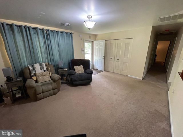 231 CHEROKEE DR, Browns Mills, NJ 08015