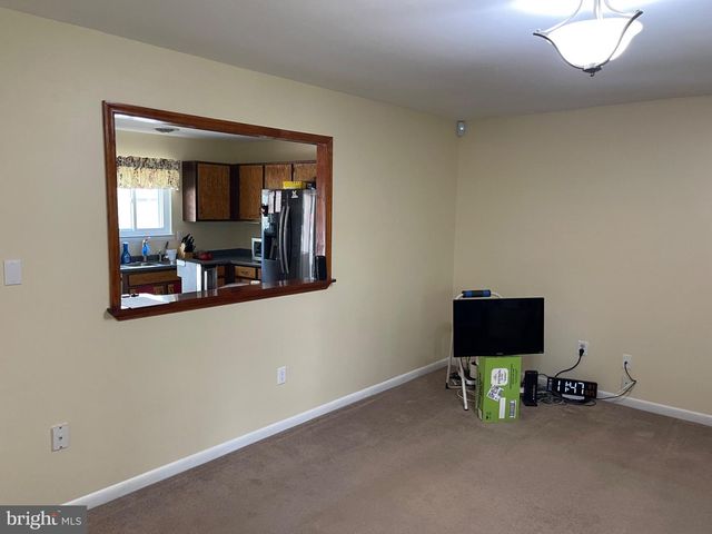 231 CHEROKEE DR, Browns Mills, NJ 08015