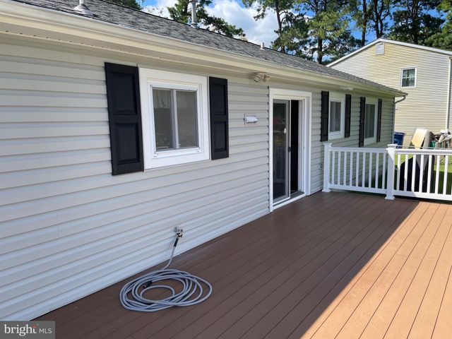 231 CHEROKEE DR, Browns Mills, NJ 08015