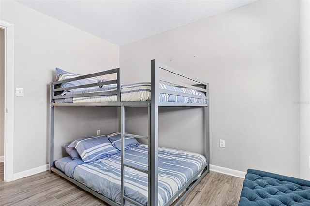 5127 CAESAR WAY S, St Petersburg, FL 33712