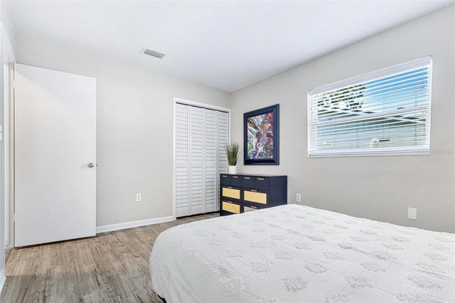 5127 CAESAR WAY S, St Petersburg, FL 33712