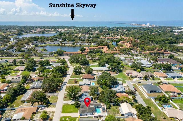 5127 CAESAR WAY S, St Petersburg, FL 33712