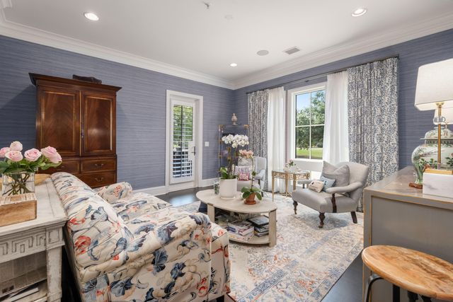 250 Island Park Drive 202, Charleston, SC 29492