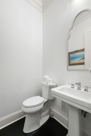 250 Island Park Drive 202, Charleston, SC 29492