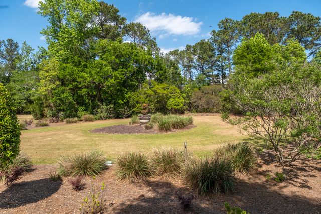 250 Island Park Drive 202, Charleston, SC 29492