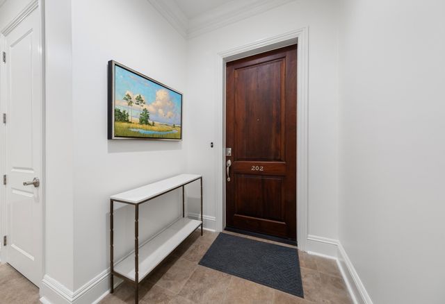 250 Island Park Drive 202, Charleston, SC 29492