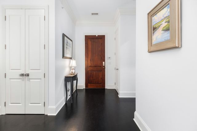 250 Island Park Drive 202, Charleston, SC 29492
