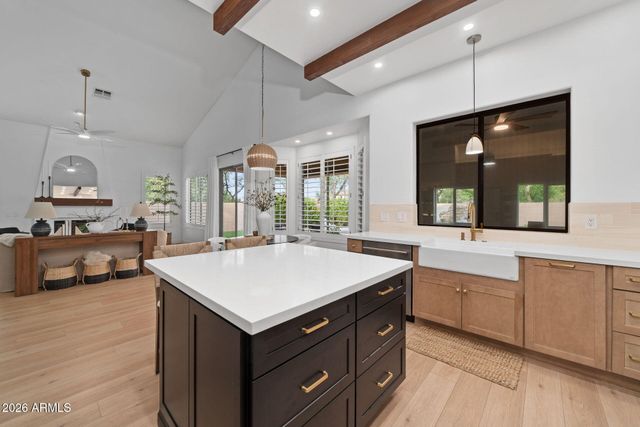 4725 S RIM Road, Gilbert, AZ 85297