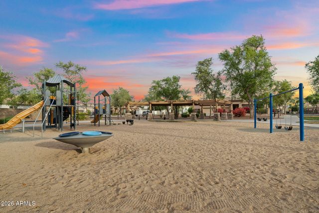 4725 S RIM Road, Gilbert, AZ 85297