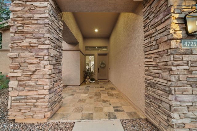 4725 S RIM Road, Gilbert, AZ 85297