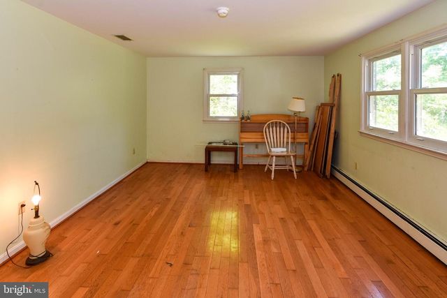 1204 DICUS MILL RD, Millersville, MD 21108