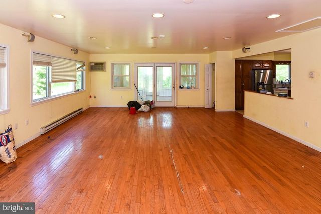 1204 DICUS MILL RD, Millersville, MD 21108