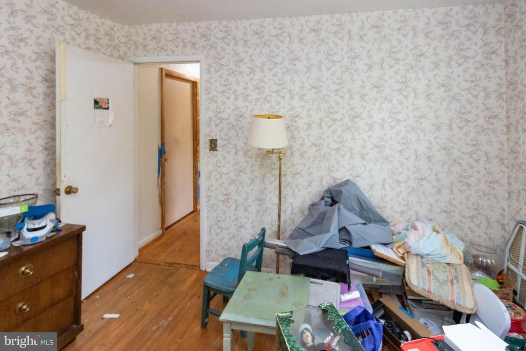 Image 17 of property listing at 1204 DICUS MILL RD, Millersville, MD 21108