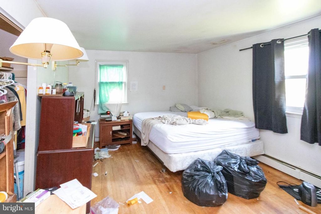 Image 18 of property listing at 1204 DICUS MILL RD, Millersville, MD 21108