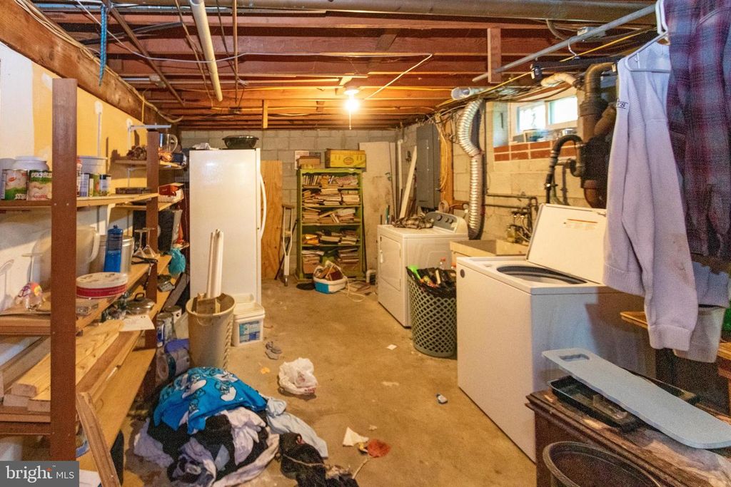 Image 30 of property listing at 1204 DICUS MILL RD, Millersville, MD 21108