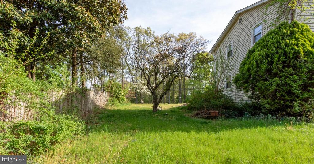 Image 48 of property listing at 1204 DICUS MILL RD, Millersville, MD 21108