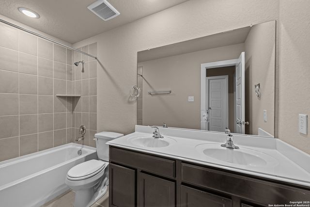 6818 Falcor Forest, San Antonio, TX 78253