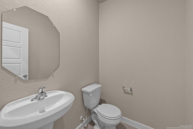 6818 Falcor Forest, San Antonio, TX 78253