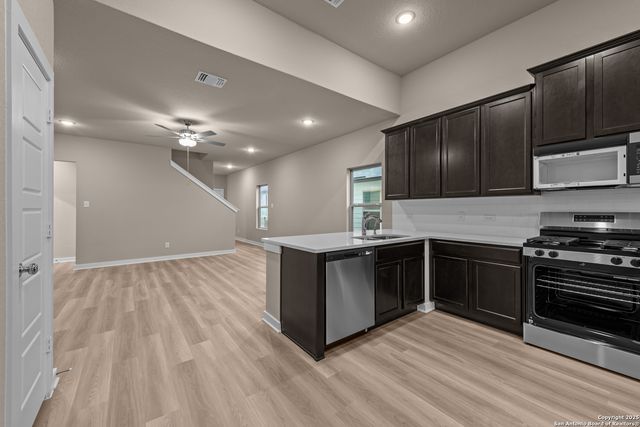 6818 Falcor Forest, San Antonio, TX 78253