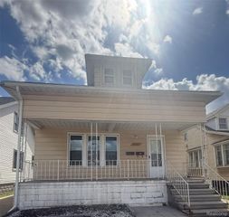 1307 University Avenue, Lincoln Park, MI 48146