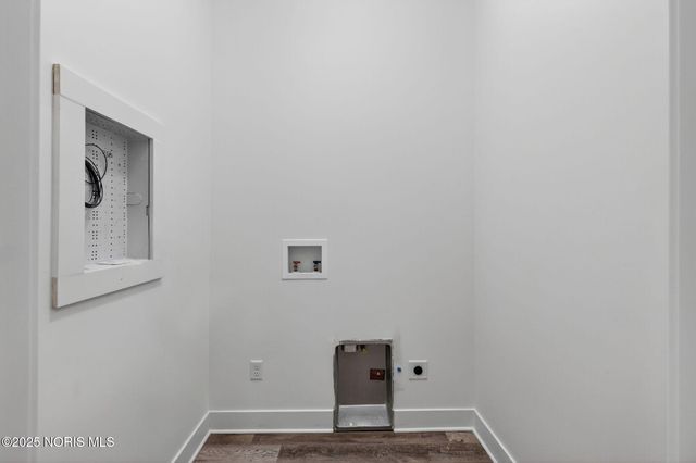 224 S Bridge Road, Northwood, OH 43619