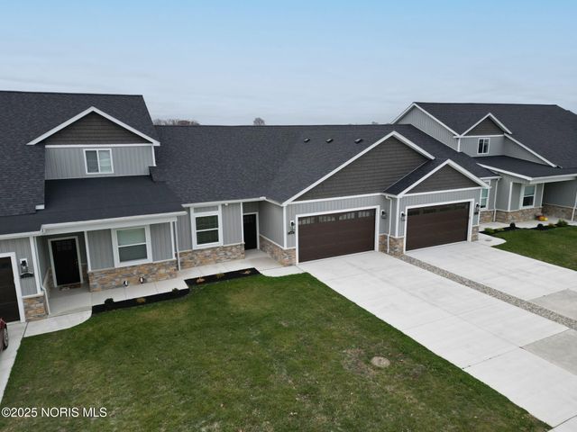 224 S Bridge Road, Northwood, OH 43619