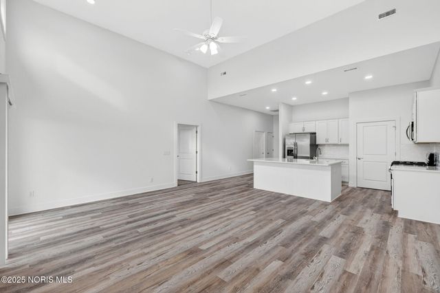 224 S Bridge Road, Northwood, OH 43619