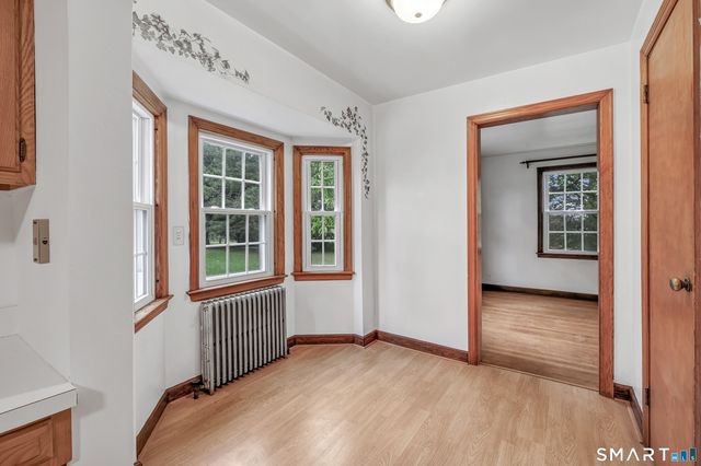 22 Tomlinson Road, Seymour, CT 06483