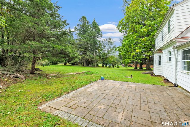 22 Tomlinson Road, Seymour, CT 06483