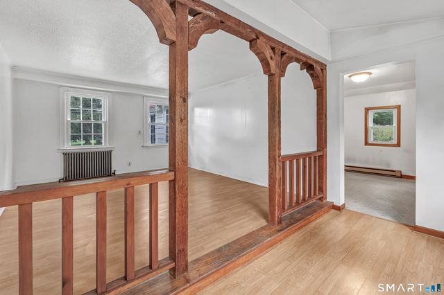 22 Tomlinson Road, Seymour, CT 06483