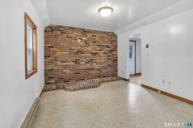 22 Tomlinson Road, Seymour, CT 06483