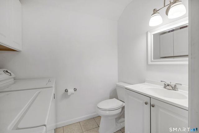 22 Tomlinson Road, Seymour, CT 06483