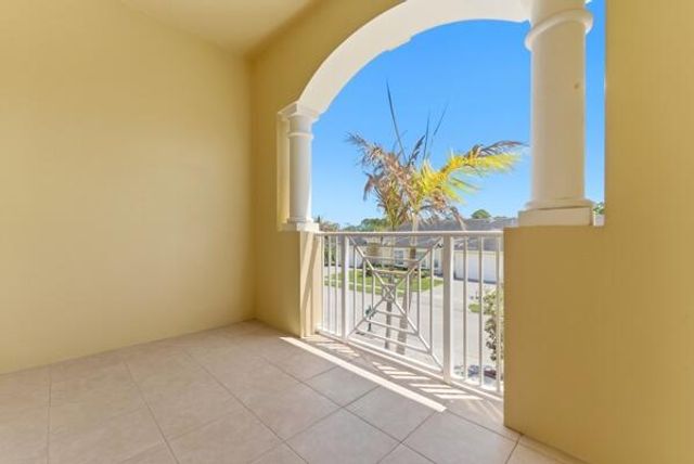 6109 NW Kendra Lane, Port St. Lucie, Port St Lucie, FL 34983