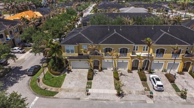 6109 NW Kendra Lane, Port St. Lucie, Port St Lucie, FL 34983