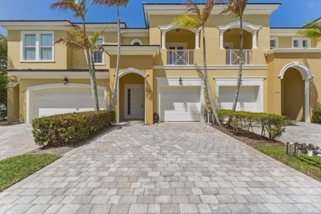 6109 NW Kendra Lane, Port St. Lucie, Port St Lucie, FL 34983