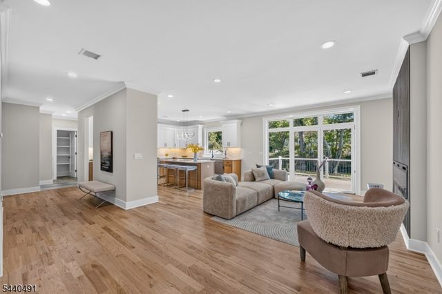 94 Parsippany Rd 1, Hanover Twp., NJ 07981
