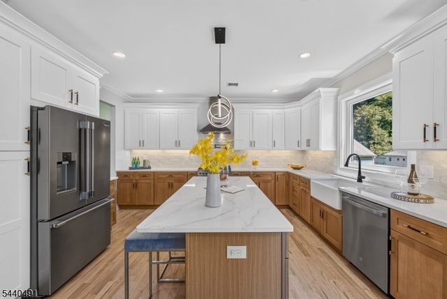 94 Parsippany Rd 1, Hanover Twp., NJ 07981