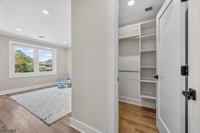 94 Parsippany Rd 1, Hanover Twp., NJ 07981